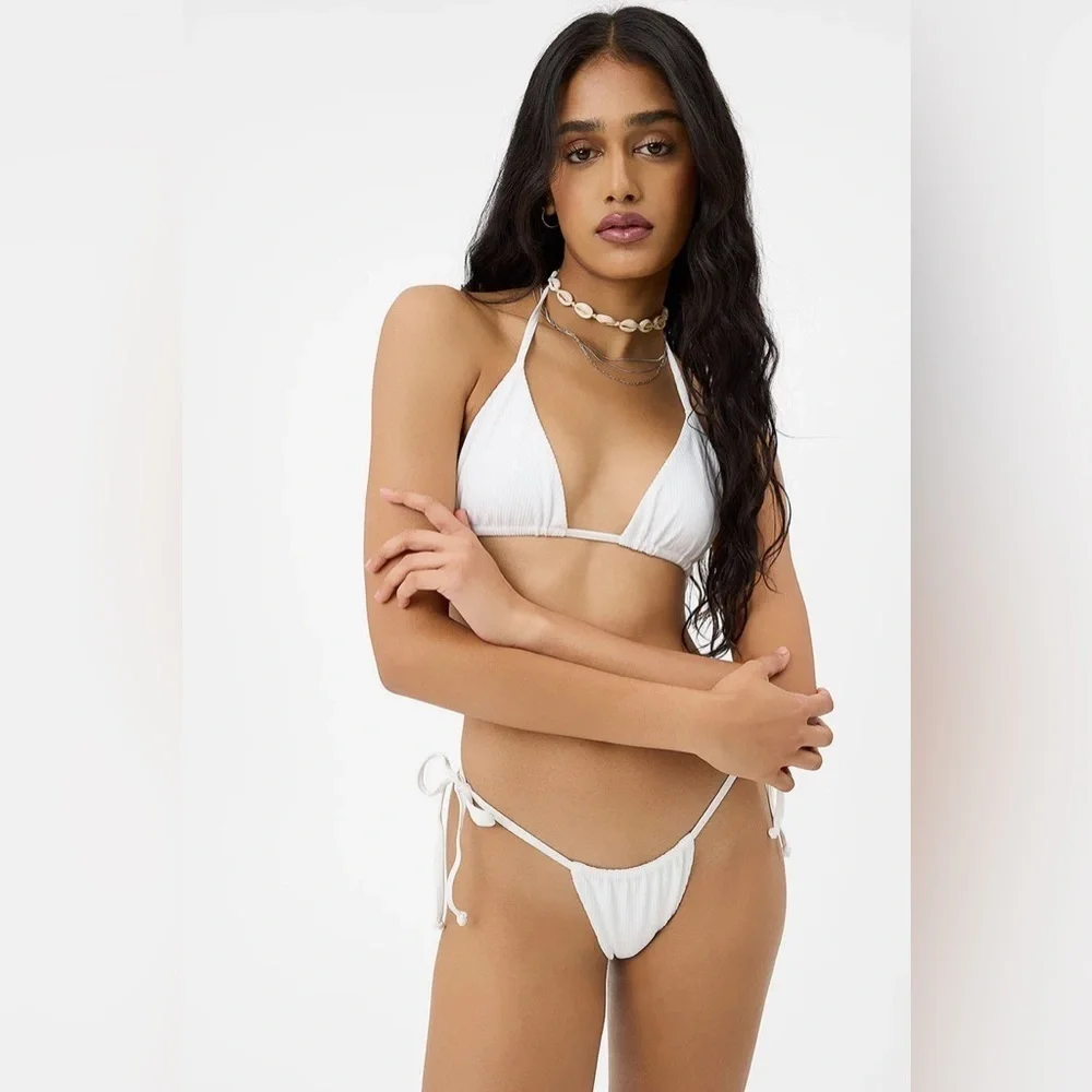 New! Frankie’s Bikinis Tia String Bikini Bottom White 31556